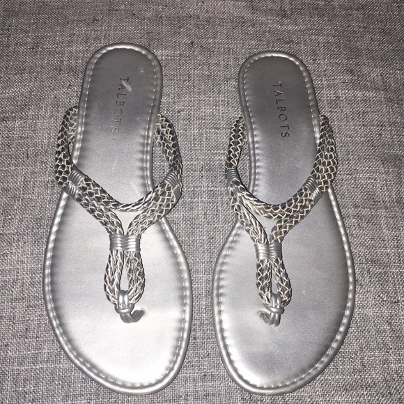 black and white heels outfit